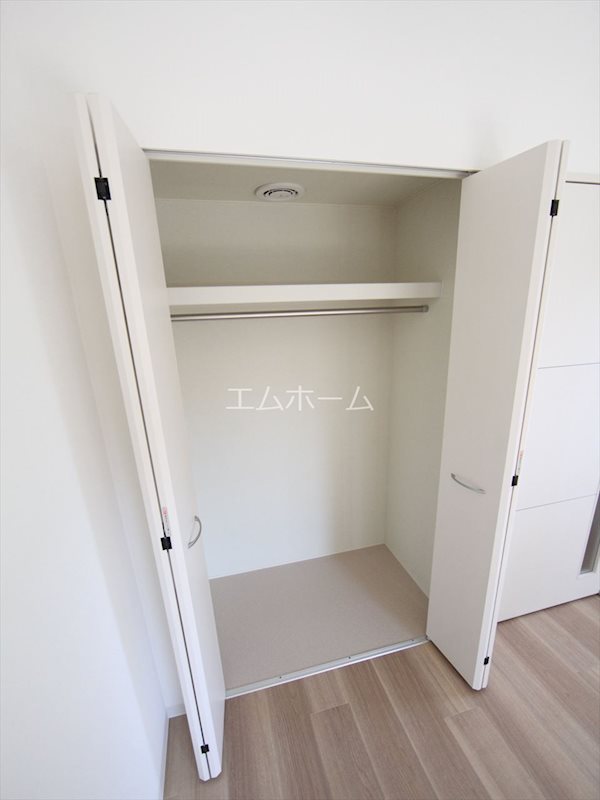 収納　クローゼット