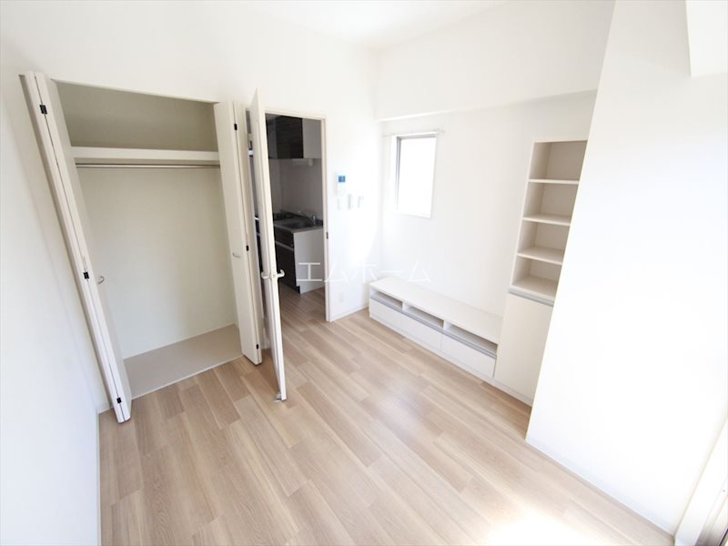 居室・リビング　洋室6.2帖　クローゼット　エアコン