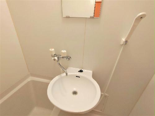 洗面設備　設備・使用は号室により異なる為、現況を優先致します。