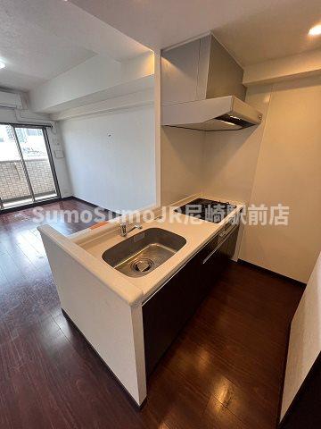 キッチン　キッチンでお料理をお楽しみください