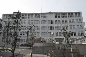 高校・高専　大阪府立清水谷高等学校（高校・高専）まで459m