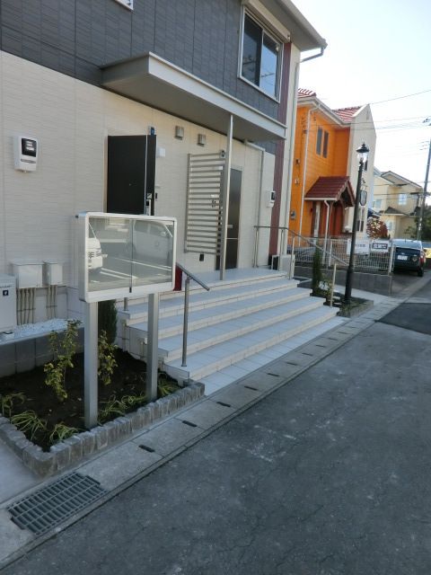 エントランス　お部屋につながるエントランスです