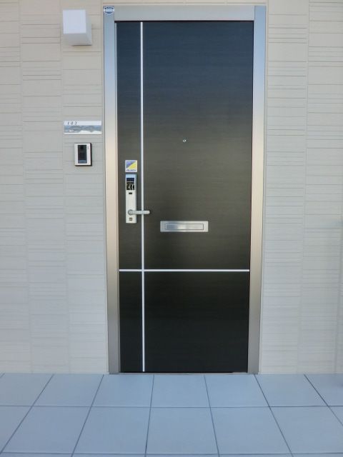 セキュリティ　TVモニターホン付きです