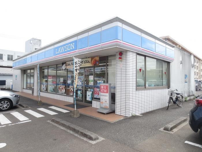 コンビニ　ローソン　宮崎江平中町店（コンビニ）まで50m