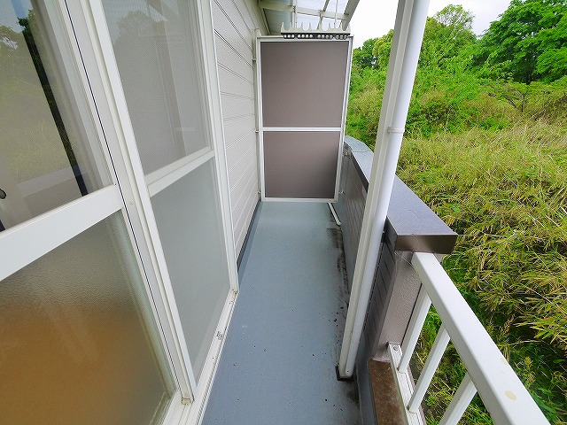 バルコニー　外からの目が気にならないバルコニーで洗濯物が干せます