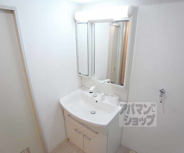 洗面設備　シャンプードレッサー