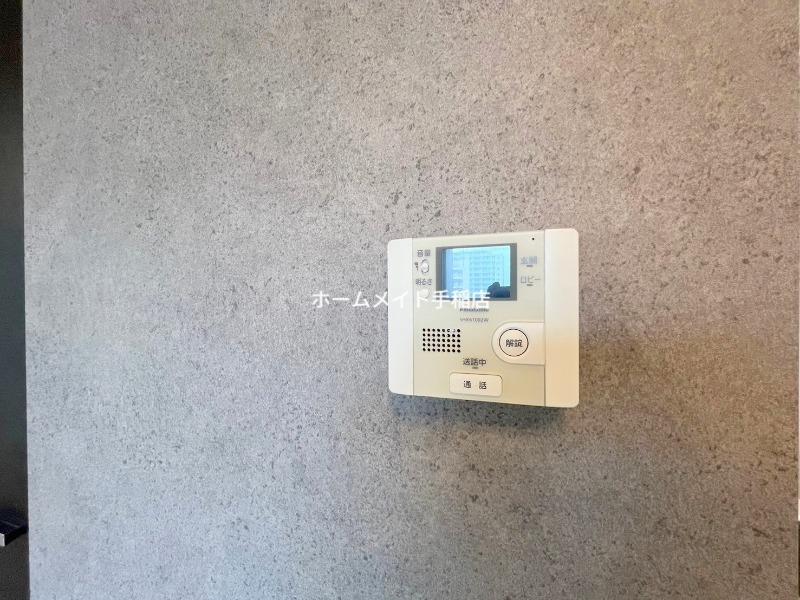 セキュリティ　モニター付きインターホン♪