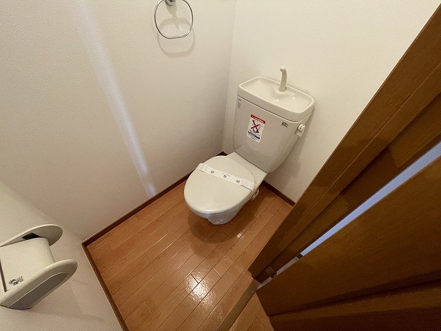 トイレ　※別号室の写真使用中