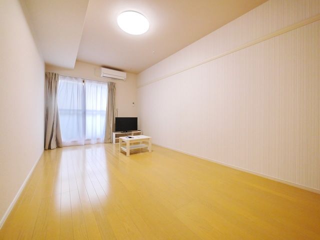 クレイノツインダイヤの居間写真