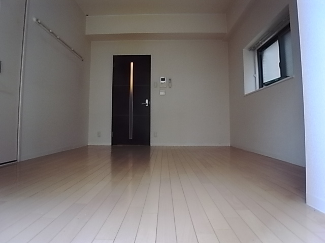 その他部屋・スペース　南向きで明るいお部屋となっております