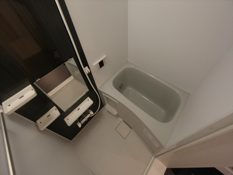 バス・シャワールーム　追い焚き機能付　オートバス機能付バスルーム