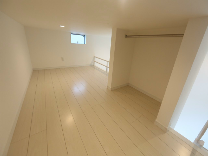 その他部屋・スペース　ロフト5.6帖（収納としてもお部屋としても使えます）