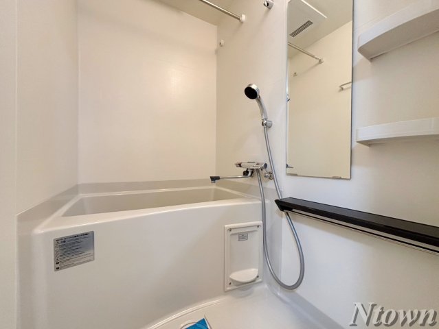 バス・シャワールーム　ゆったり過ごせるお風呂です