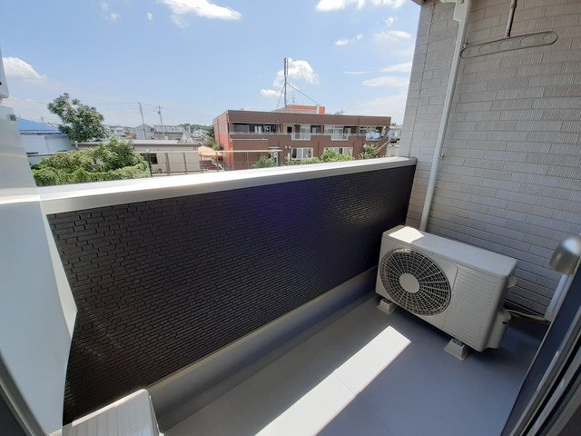 バルコニー　バルコニーがあります