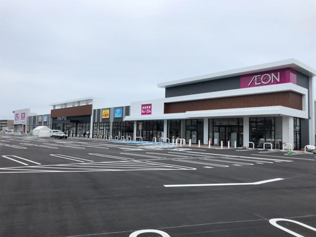 スーパー　イオンスタイル 岡山青江（スーパー）まで876m