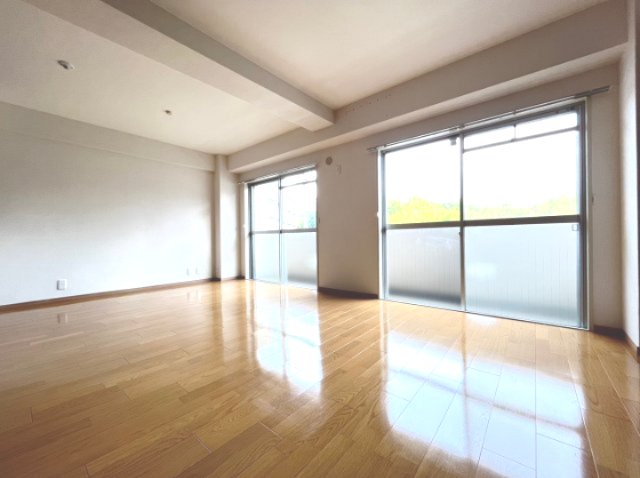 居室・リビング　詳細は、RISUMO江坂本店までお問合せください♪