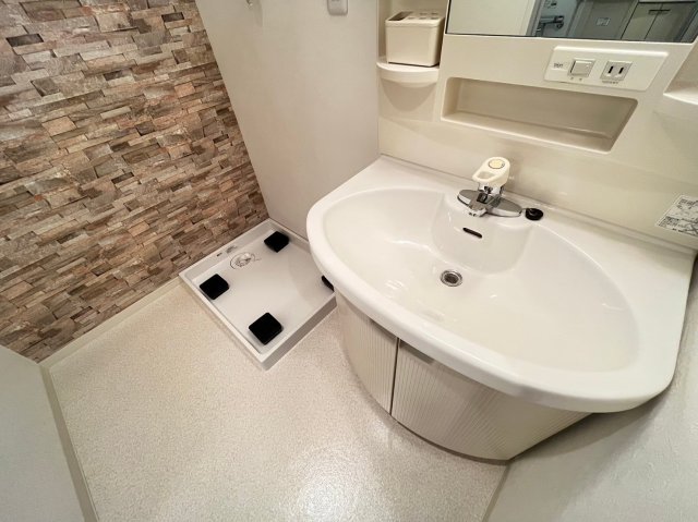 洗面設備　詳細は、RISUMO江坂本店までお問合せください♪