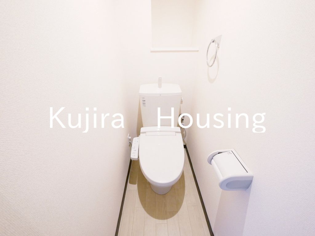 トイレ　★トイレは温水洗浄便座です★