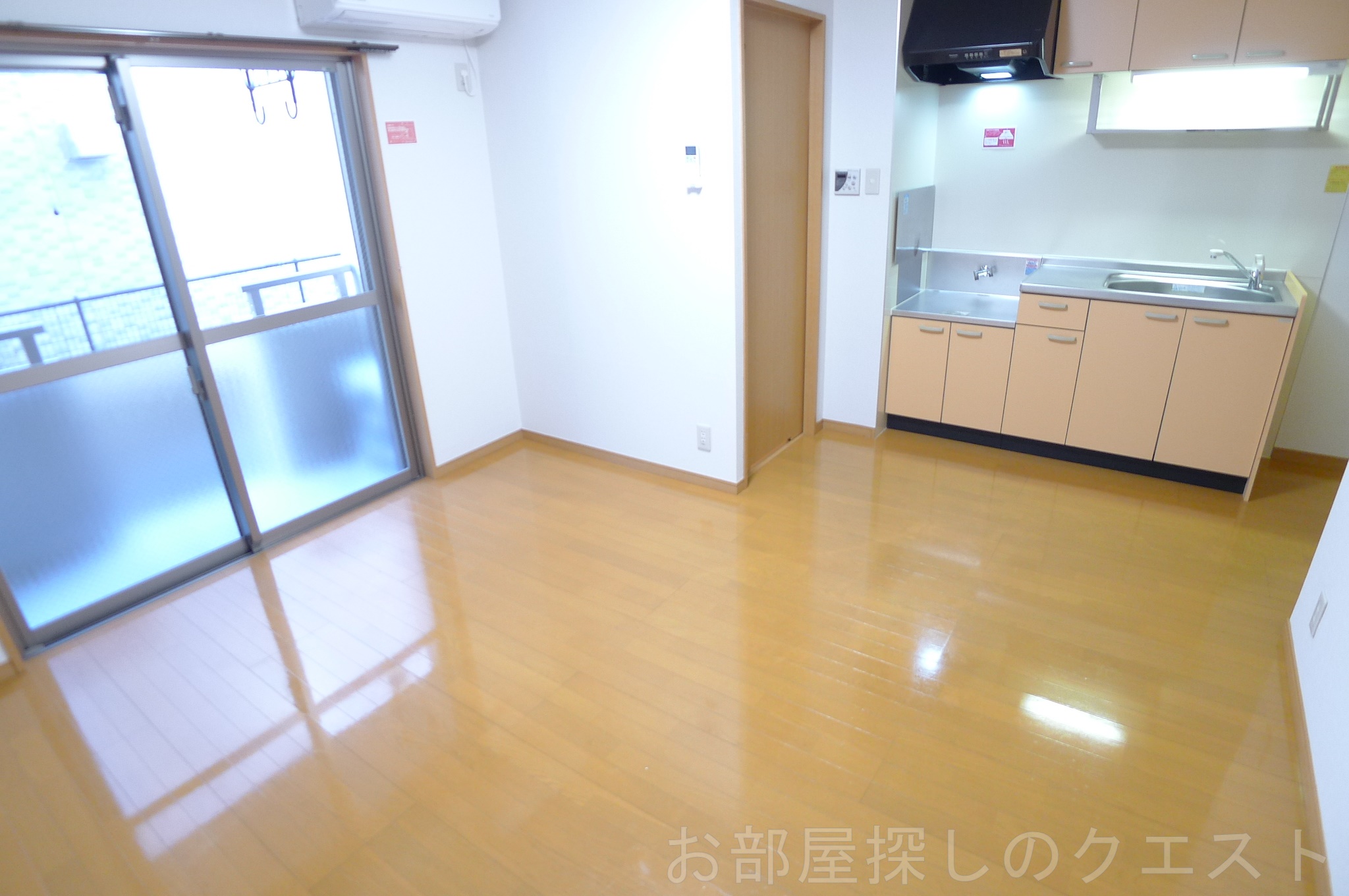 居室・リビング　（写真は同物件イメージ）