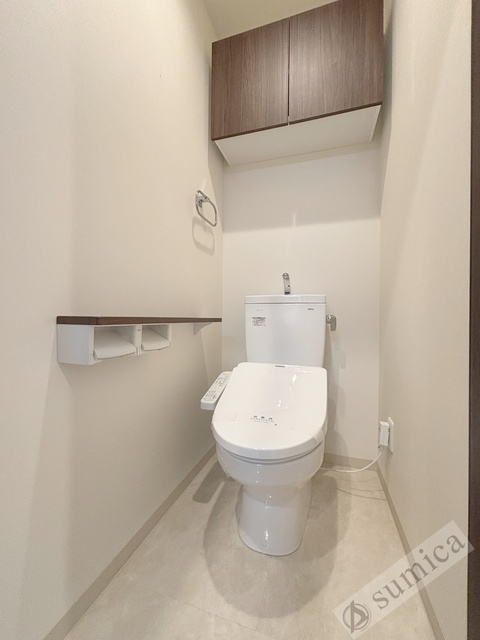 トイレ　温水洗浄便座完備♪