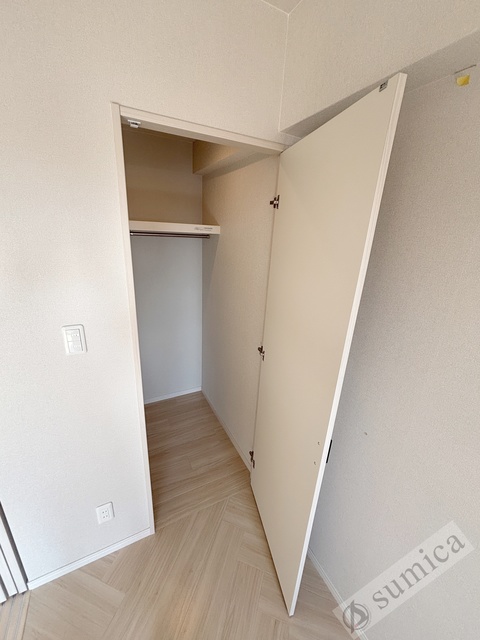 収納　収納力抜群の壁一面のクローゼットです♪♪