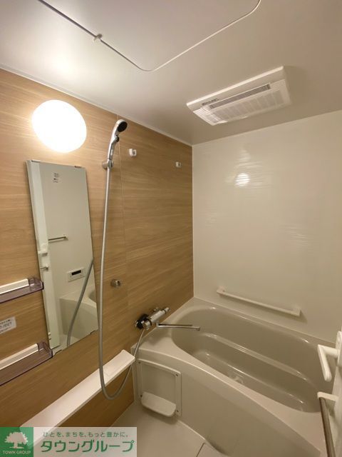 バス・シャワールーム　※写真は同タイプ住戸です。