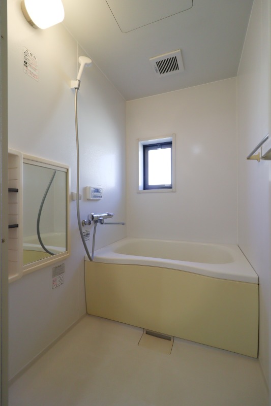 バス・シャワールーム　図面と現状に相違がある場合には現状を優先