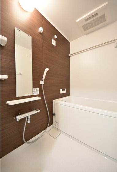 バス・シャワールーム　他号室のお写真です