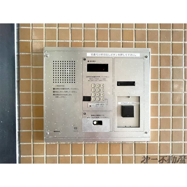 エントランス　エントランス