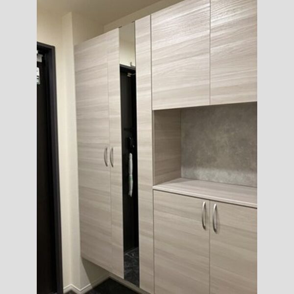 玄関　シューズボックス