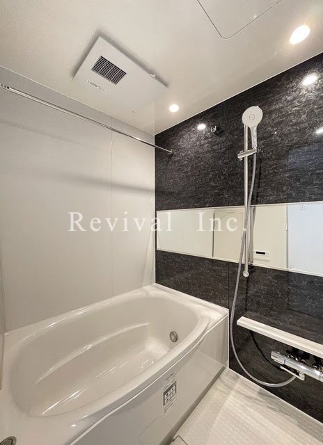 バス・シャワールーム　もちろん追い炊き・浴室乾燥機完備