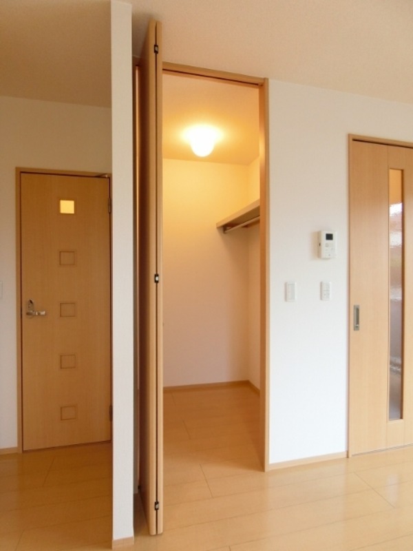 収納　図面と現状に相違がある場合には現状を優先