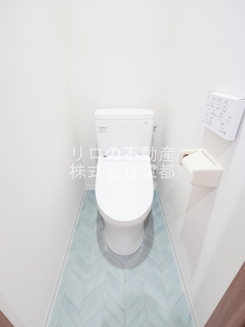 トイレ　洗浄便座付です！