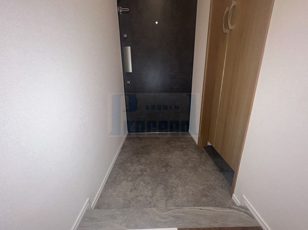 玄関　広々とした玄関