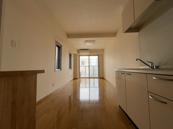 居室・リビング　※別部屋の写真です