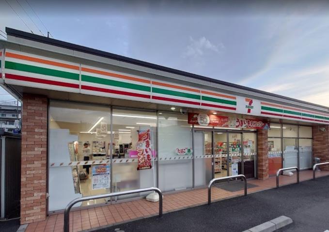 コンビニ　セブン－イレブン秦野東海大学前駅入口店（コンビニ）まで804m