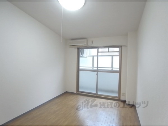 居室・リビング　洋室