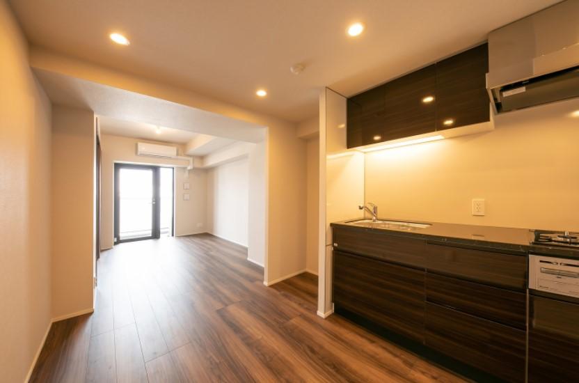 居室・リビング　こちらのリビングで趣味の時間をお楽しみください