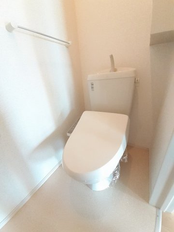 トイレ　落ち着いたトイレです