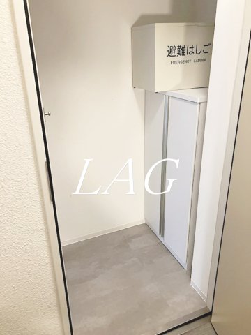 玄関　玄関です。