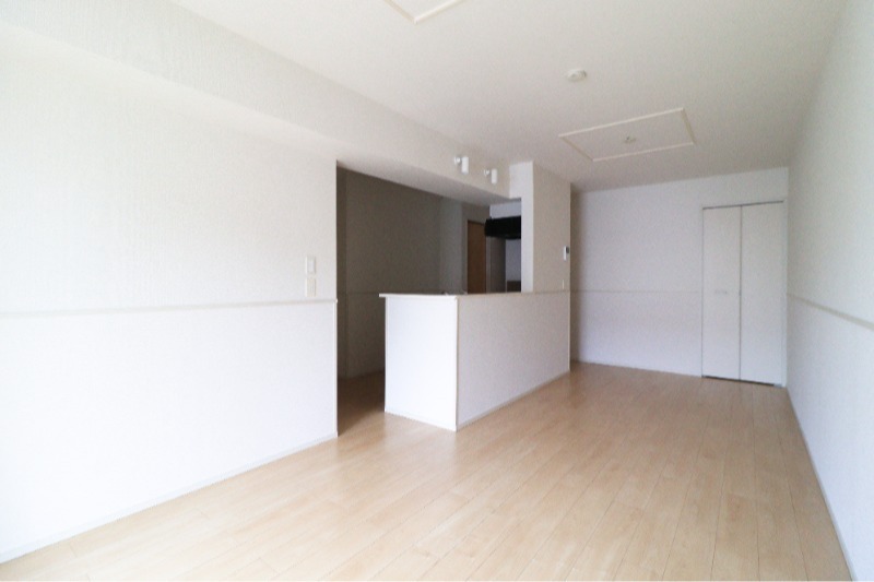 居室・リビング　図面と現状に相違がある場合には現状を優先