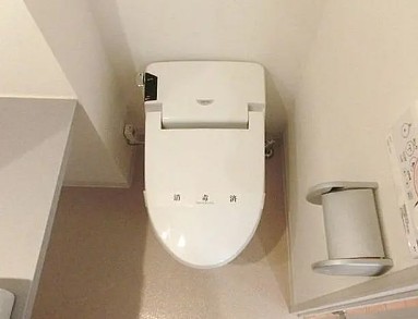 トイレ　※こちらのお写真は他部屋になり参考写真です