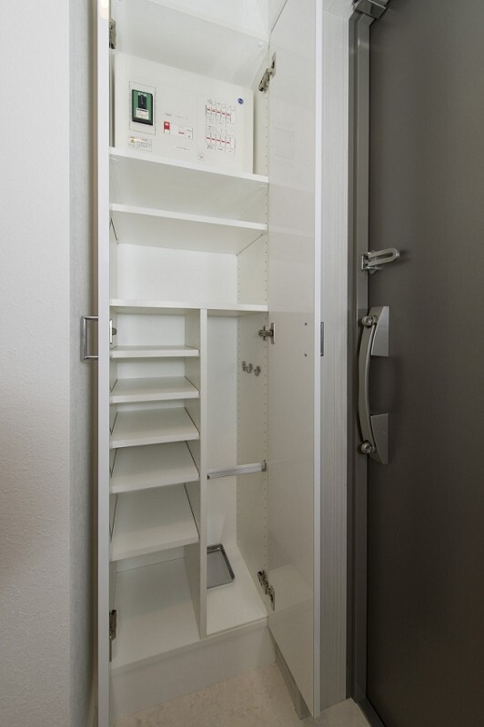 玄関　※こちらのお写真は他部屋になり参考写真です