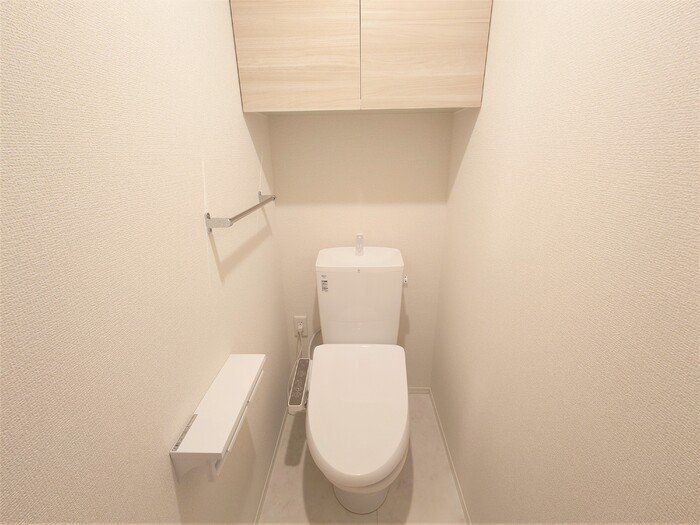 トイレ　同施工会社　参考写真