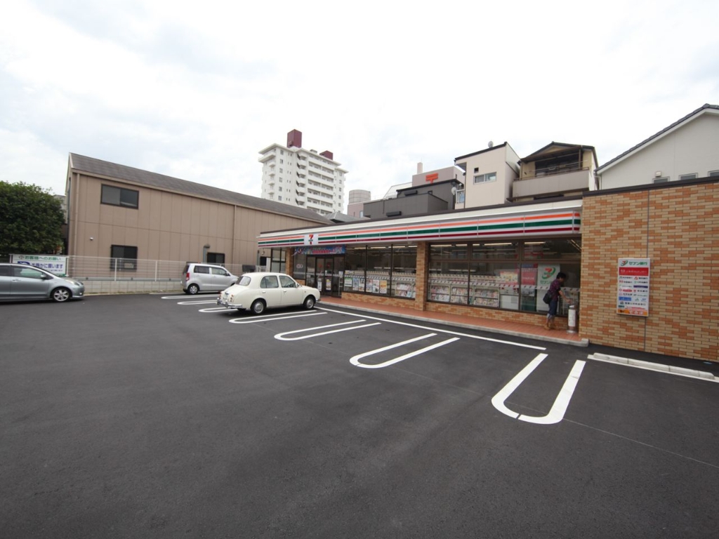 コンビニ　セブンイレブン名古屋瑞穂通5丁目店（コンビニ）まで209m