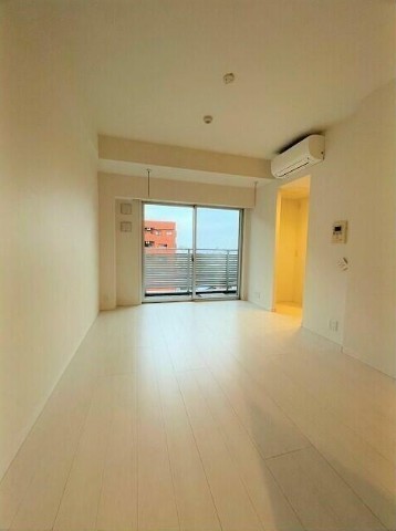 居室・リビング　同タイプのお写真です