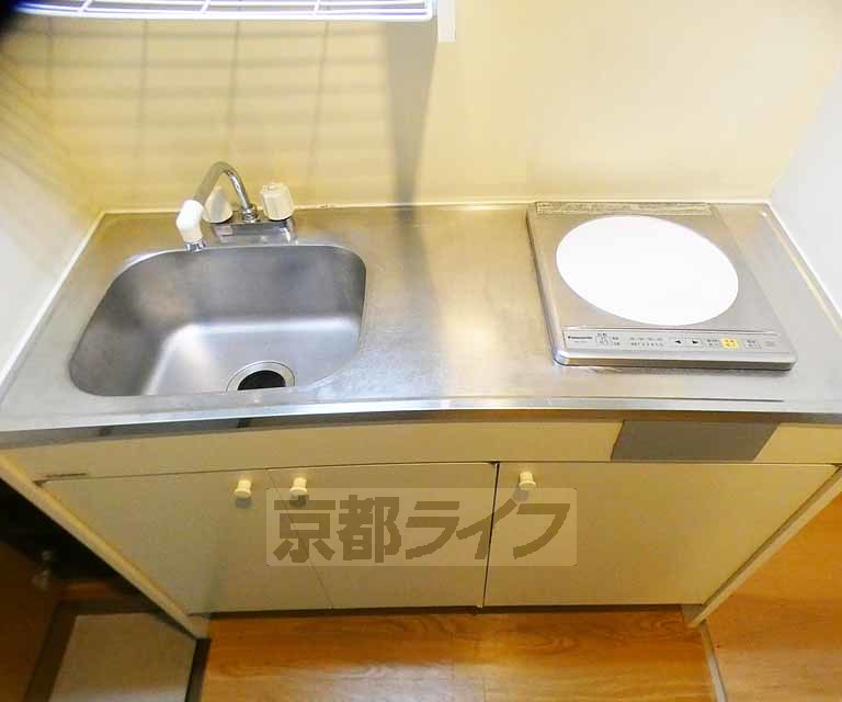 キッチン　ＩＨコンロ付きのキッチン