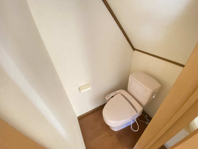 トイレ　バス・トイレ別のセパレートタイプのお部屋です