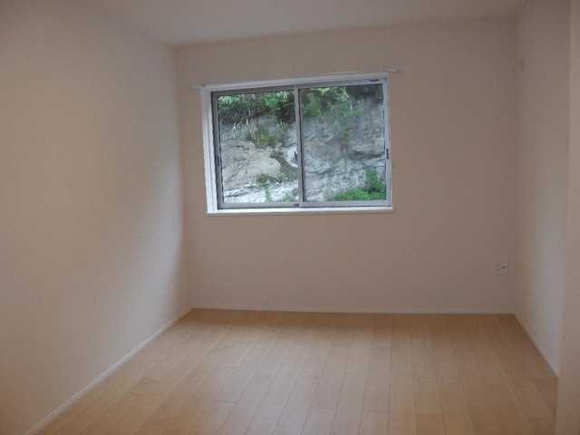 その他部屋・スペース　南側洋室