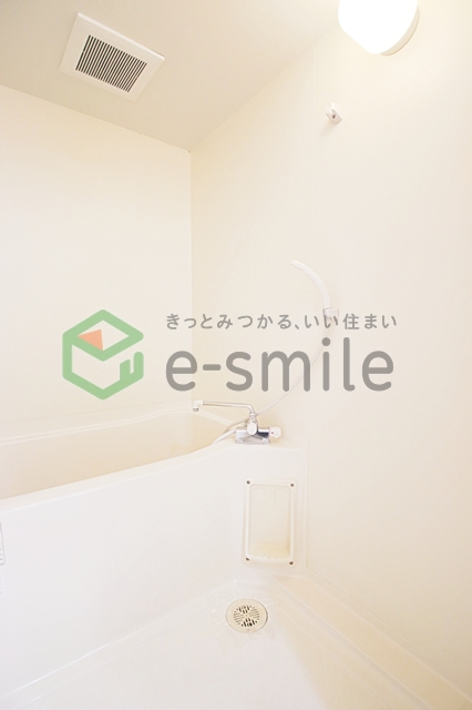 バス・シャワールーム　日々の疲れを癒すお風呂付です